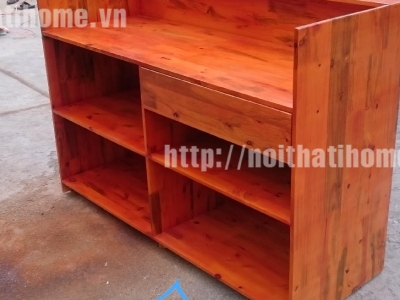 Hình ảnh Quầy bar gỗ thông đẹp 001