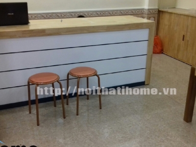 Hình ảnh Bàn quầy showroom, cửa hàng đẹp