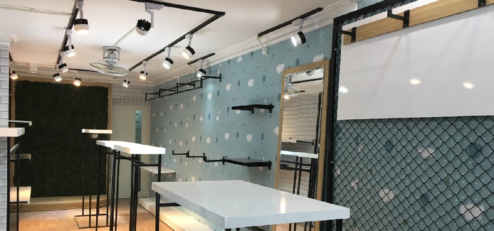 hình ảnh Thiết kế và thi công Shop thời trang trẻ em - Shop Khoai