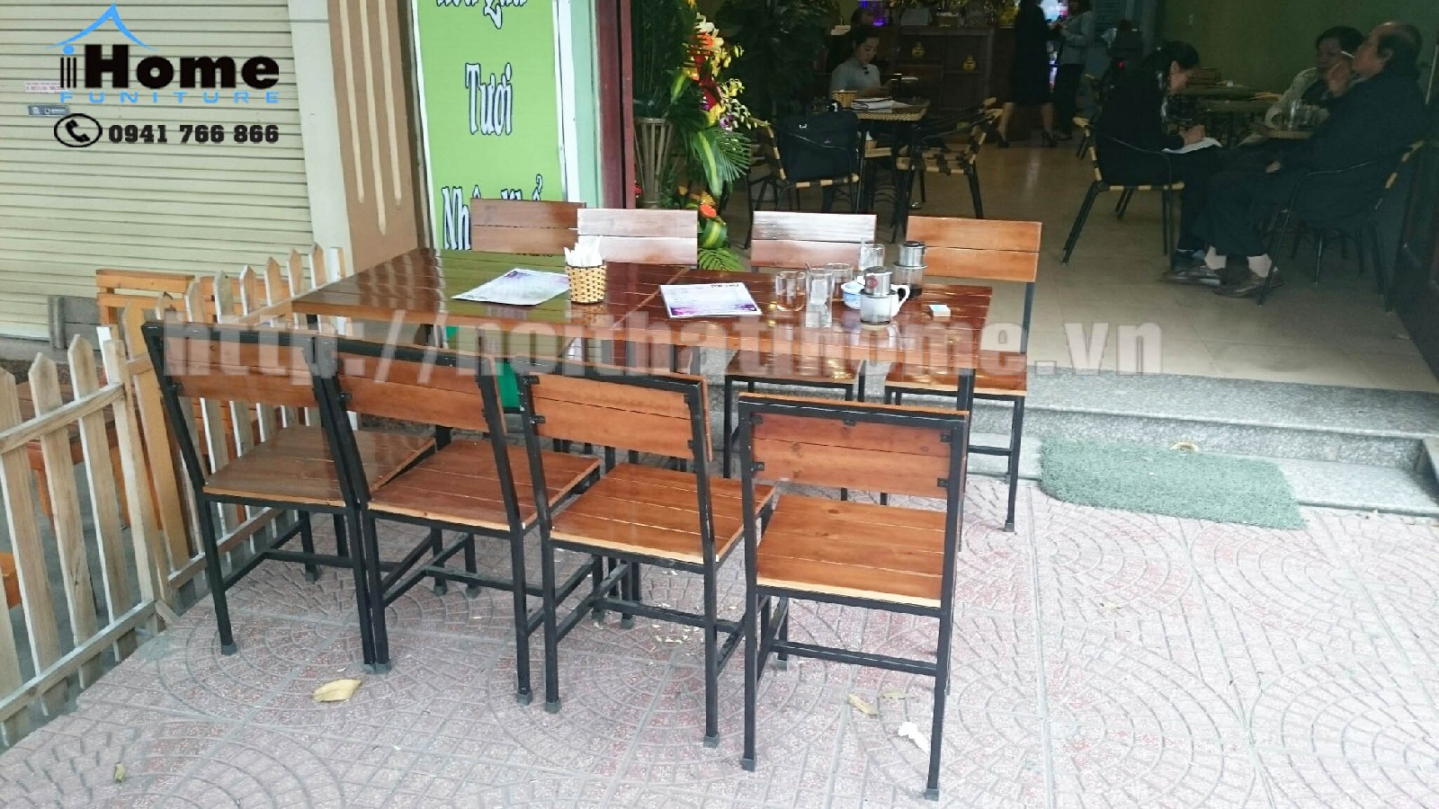 bàn ghế gỗ thông hai phòng