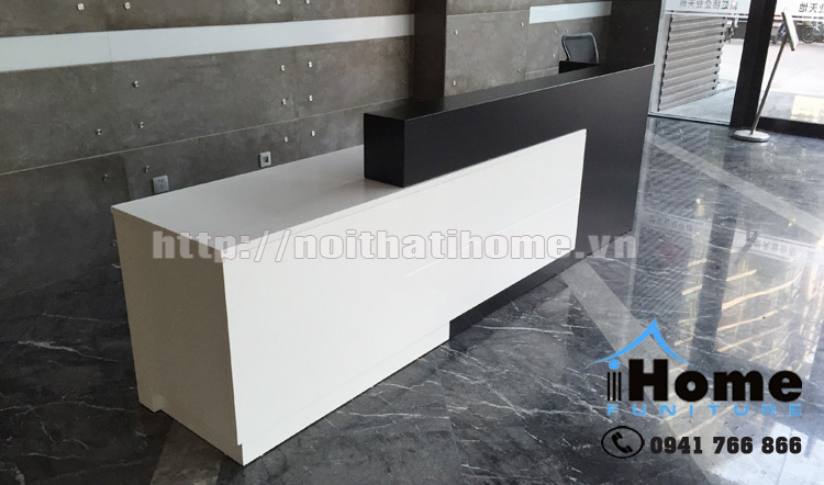 Quầy lễ tân gỗ Hải Phòng