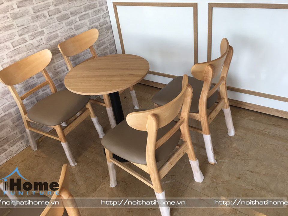 ban-ghe-cafe-dep-hai-phong